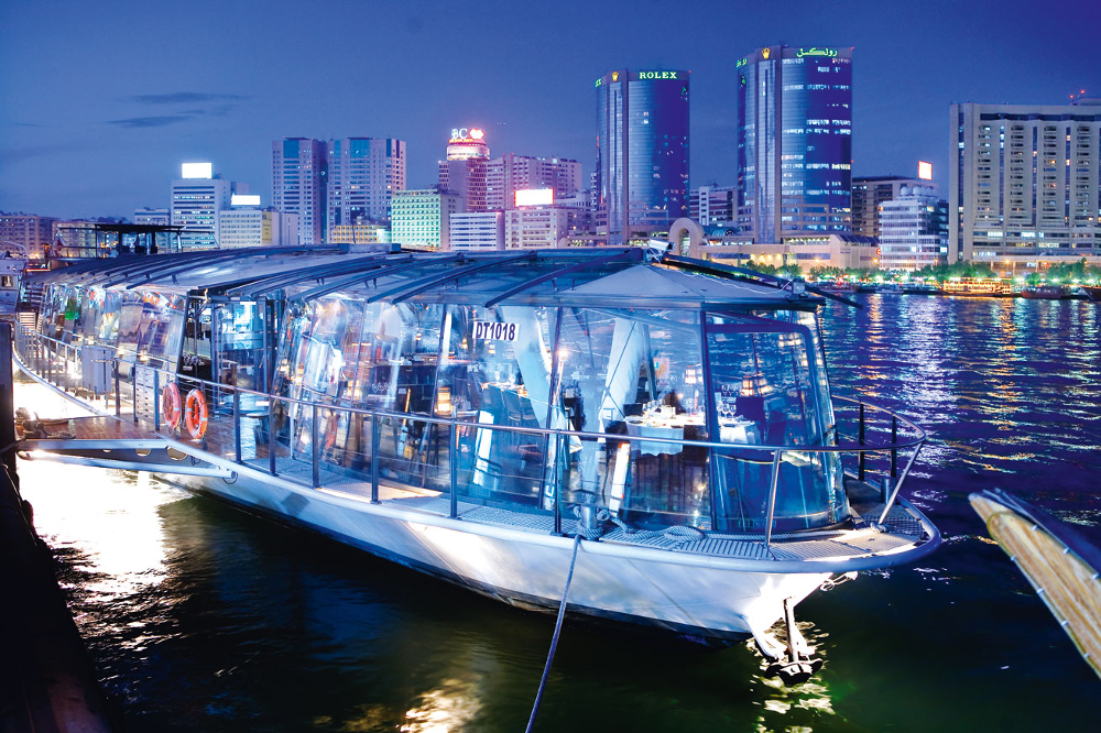 Dine in at Bravura Bateaux Dubai Dinner Cruise